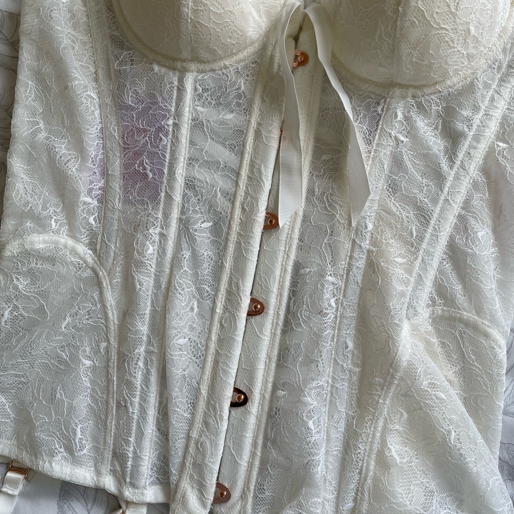 Savage X Fenty Lace Corset - White Pearl